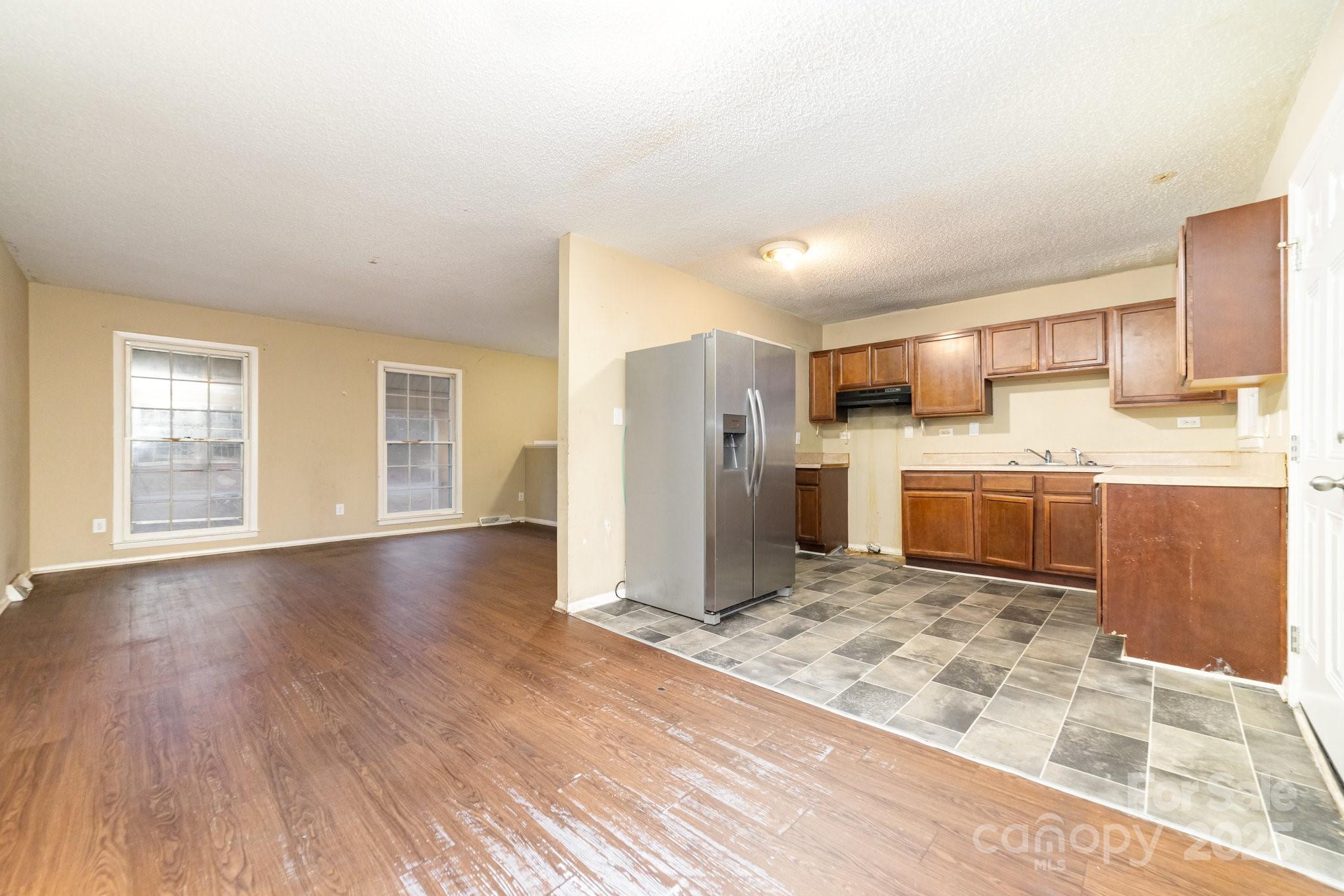 7126 Covecreek Drive Charlotte NC 28215