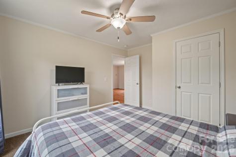 2517 Horseshoe Road Westfield NC 27053