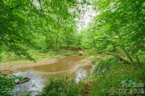2517 Horseshoe Road Westfield NC 27053