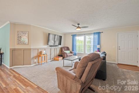 2517 Horseshoe Road Westfield NC 27053