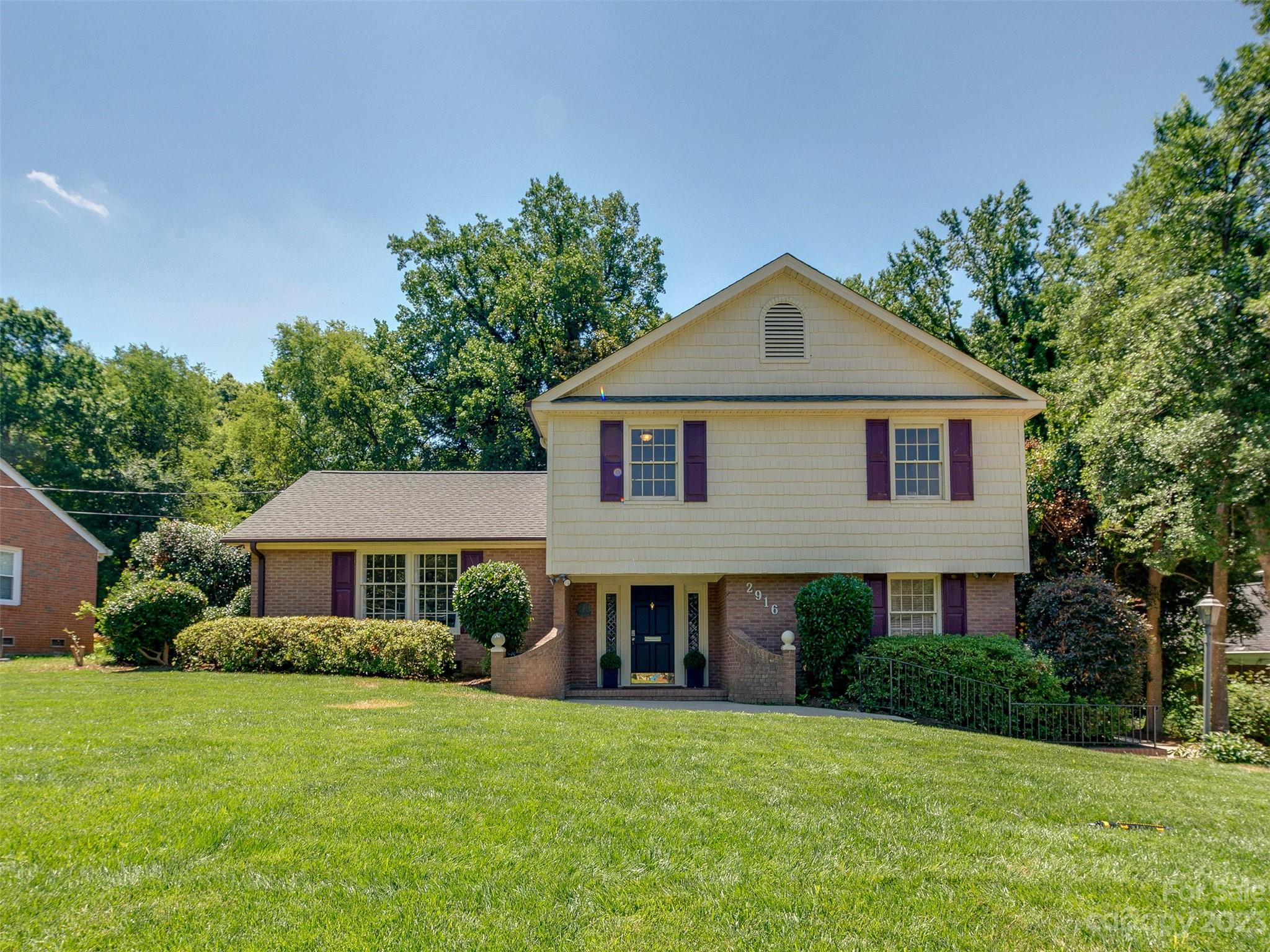 2916 Goneaway Road Charlotte NC 28210