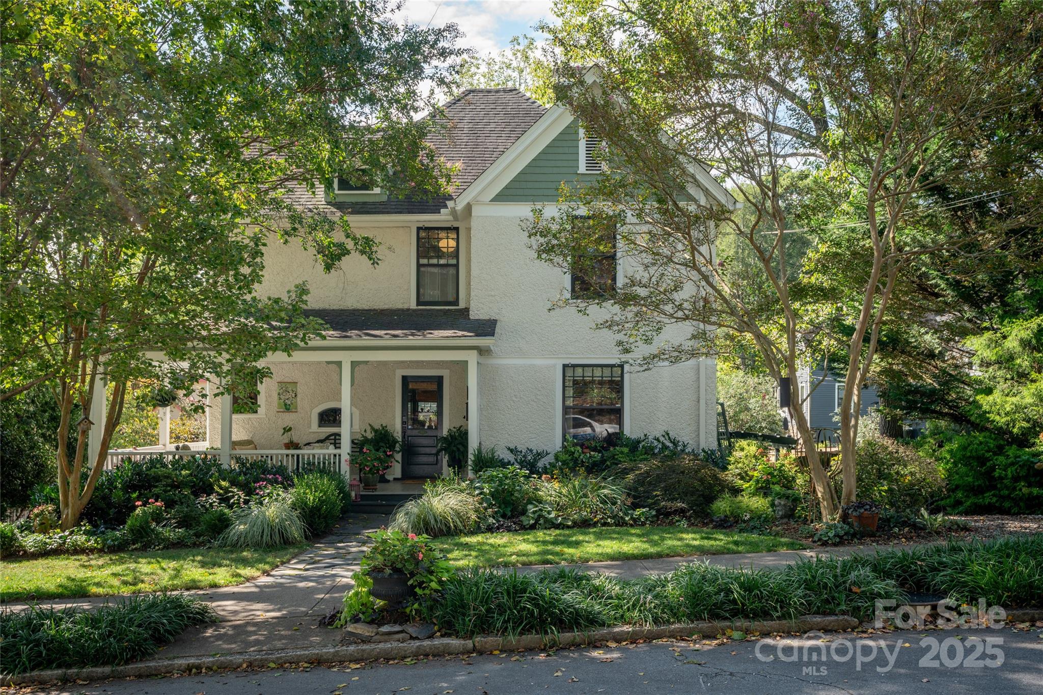 44 Watauga Street Asheville NC 28801