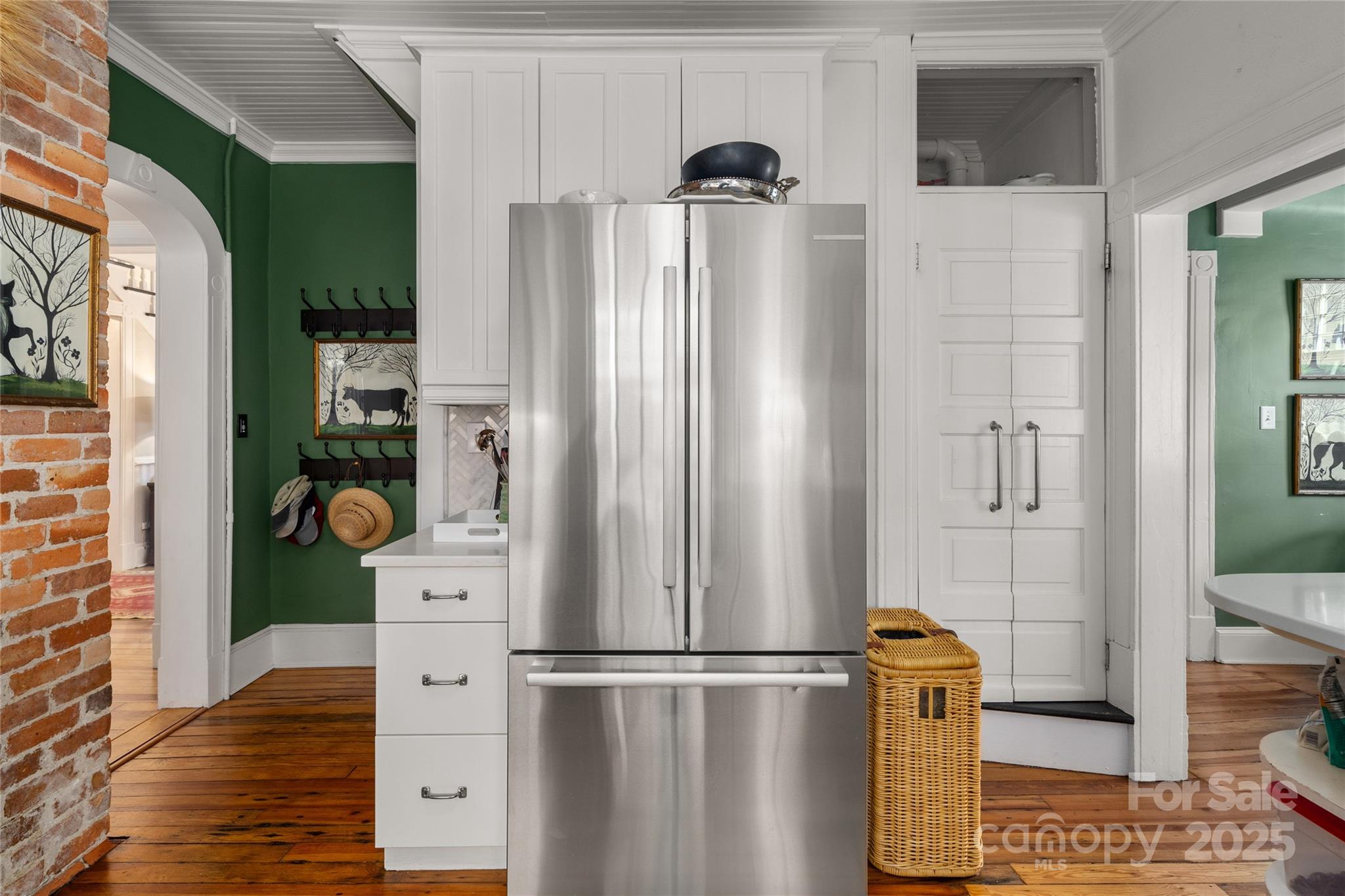 44 Watauga Street Asheville NC 28801