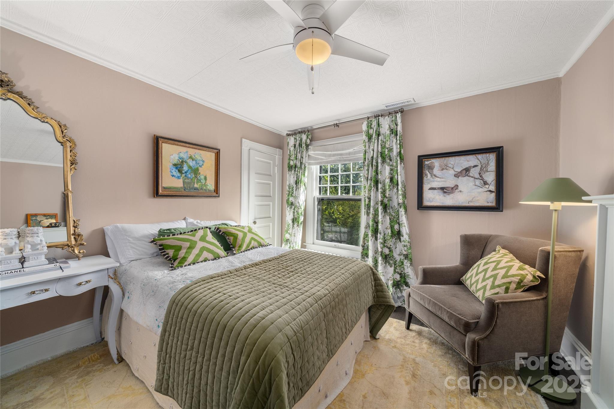 44 Watauga Street Asheville NC 28801