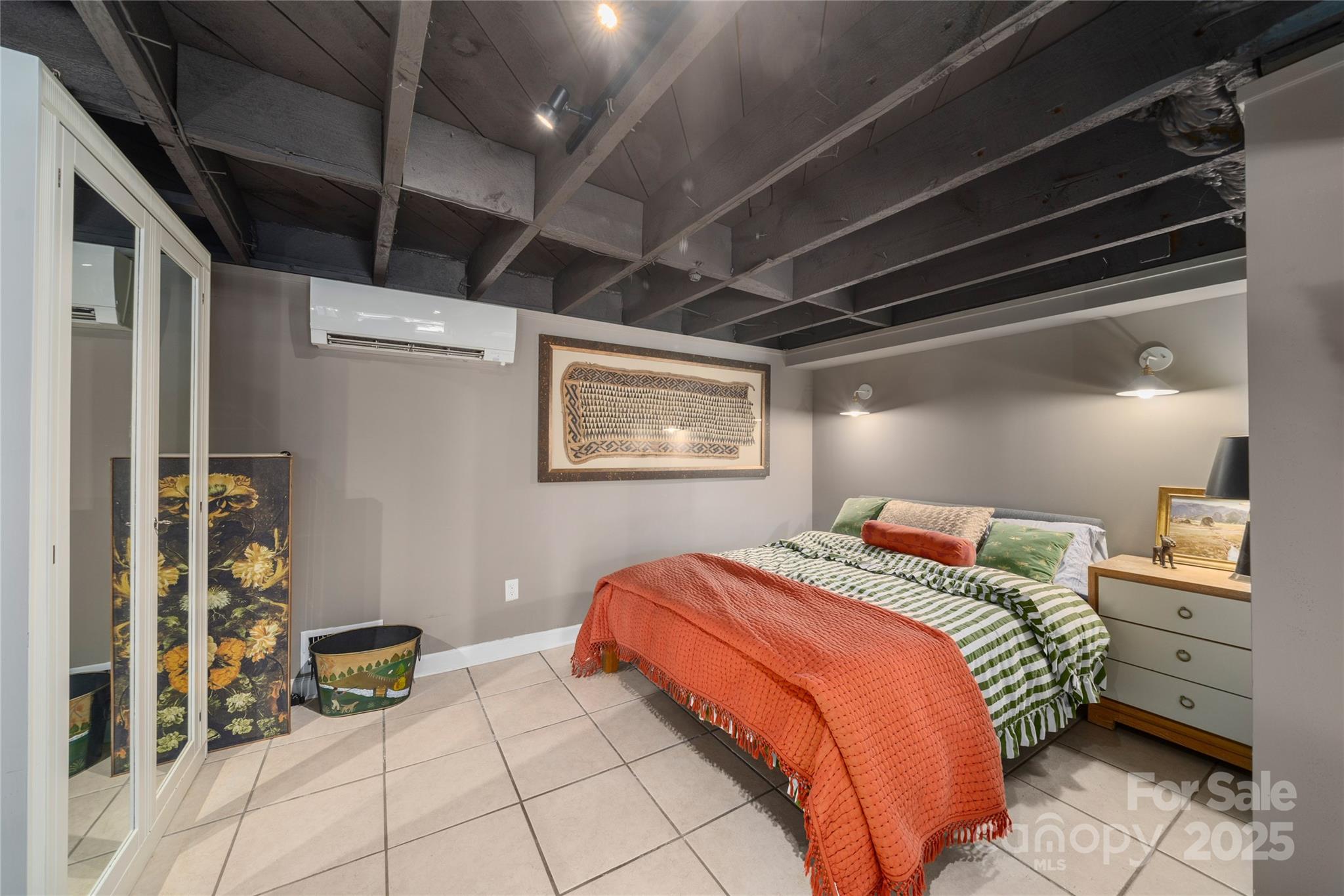 44 Watauga Street Asheville NC 28801