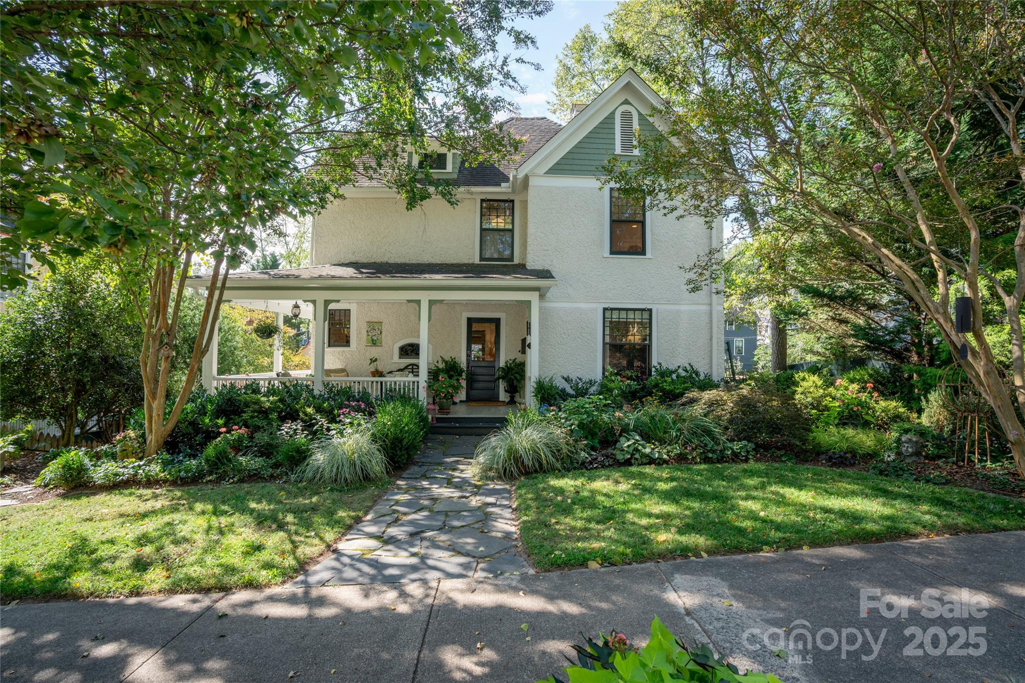 44 Watauga Street Asheville NC 28801