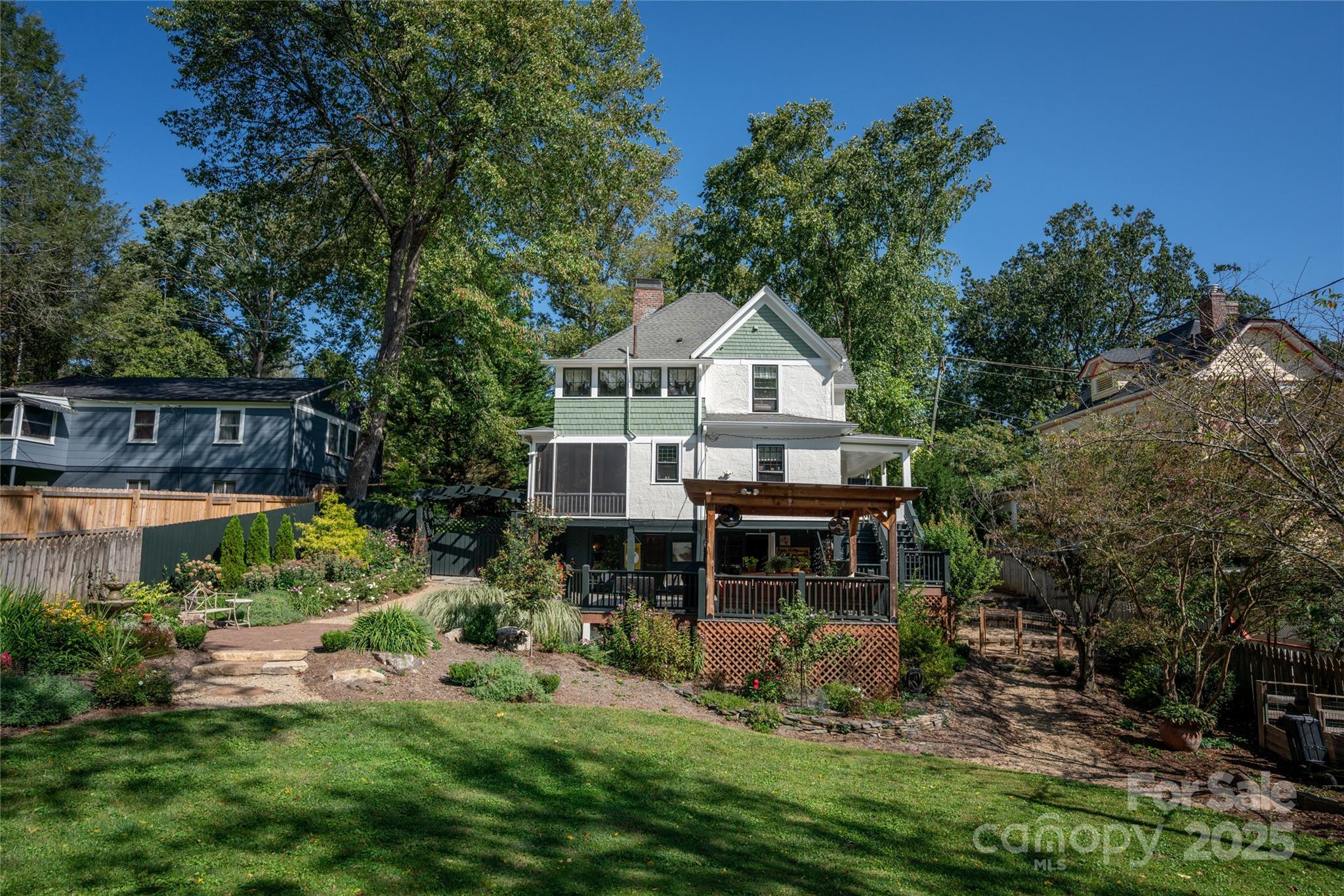 44 Watauga Street Asheville NC 28801