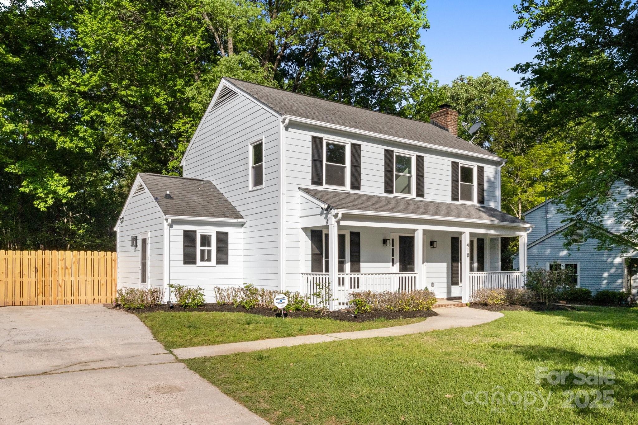 910 Lightwood Drive Matthews NC 28105