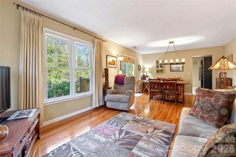 715 Laurel Avenue Black Mountain NC 28711