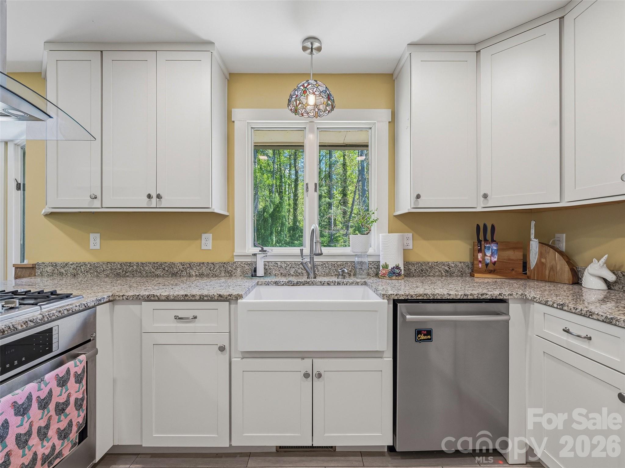 73 Redwood Street Brevard NC 28712