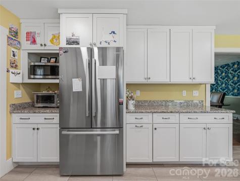 73 Redwood Street Brevard NC 28712