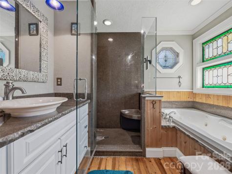 73 Redwood Street Brevard NC 28712