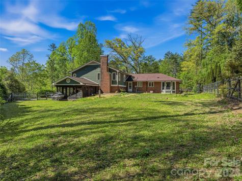 73 Redwood Street Brevard NC 28712