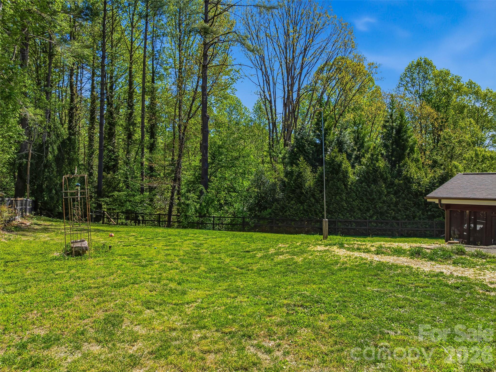 73 Redwood Street Brevard NC 28712