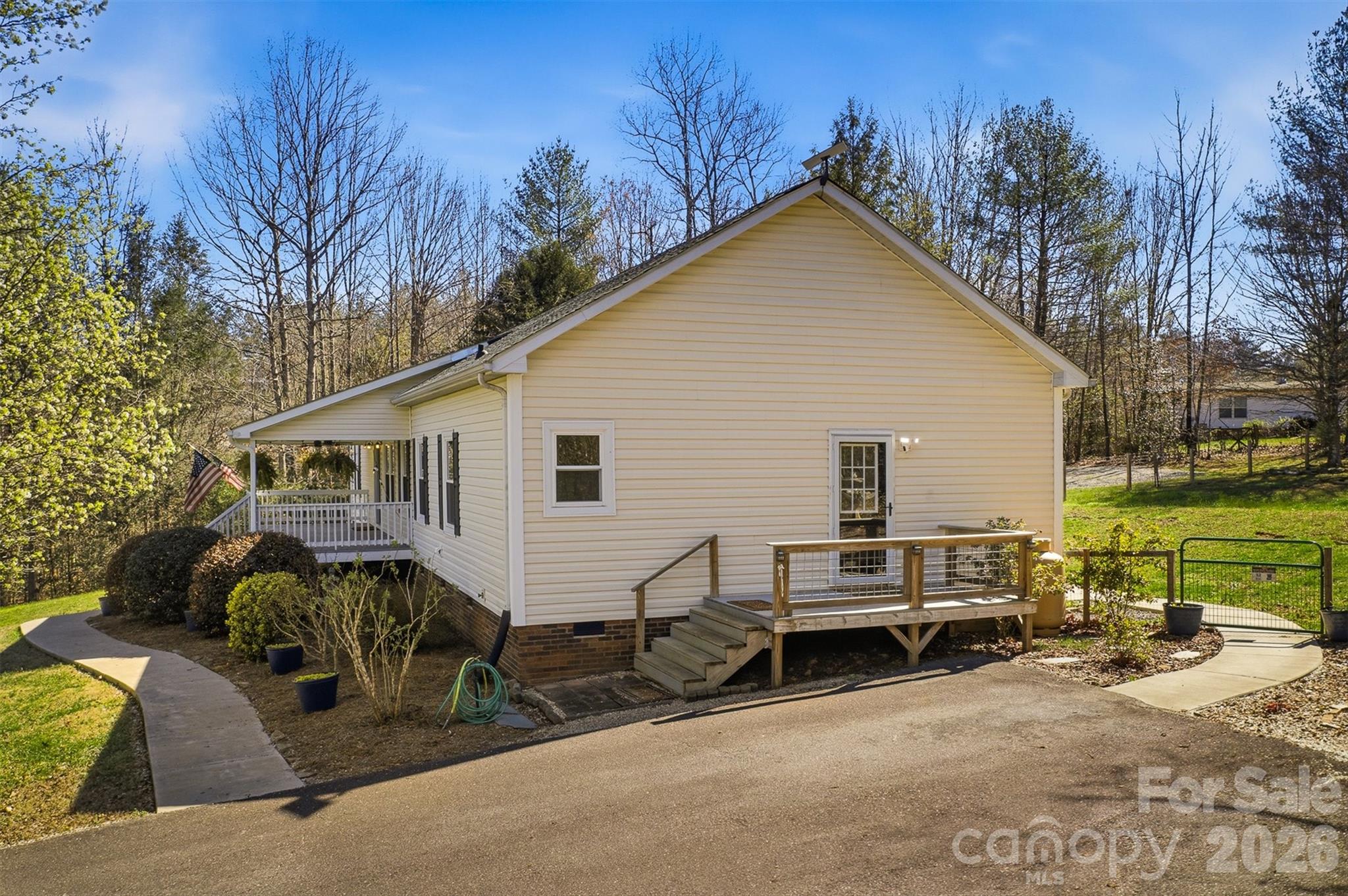 3053 Dalton Drive Morganton NC 28655