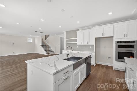 355 Linda Carol Lane Tega Cay SC 29708