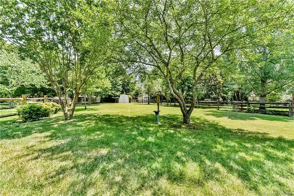8330 Golf Ridge Drive Charlotte NC 28277