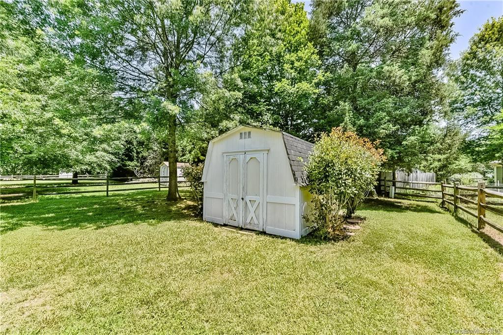 8330 Golf Ridge Drive Charlotte NC 28277