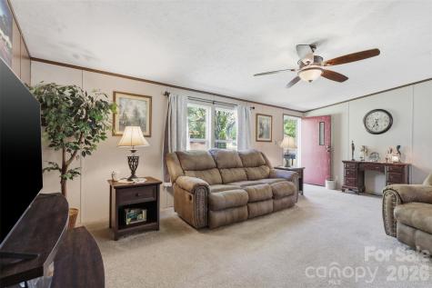 363 Banner Farm Road Mills River NC 28759
