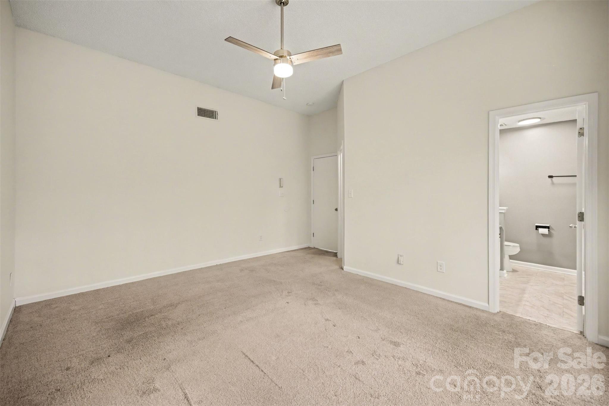 5806 Pennycross Lane Charlotte NC 28216