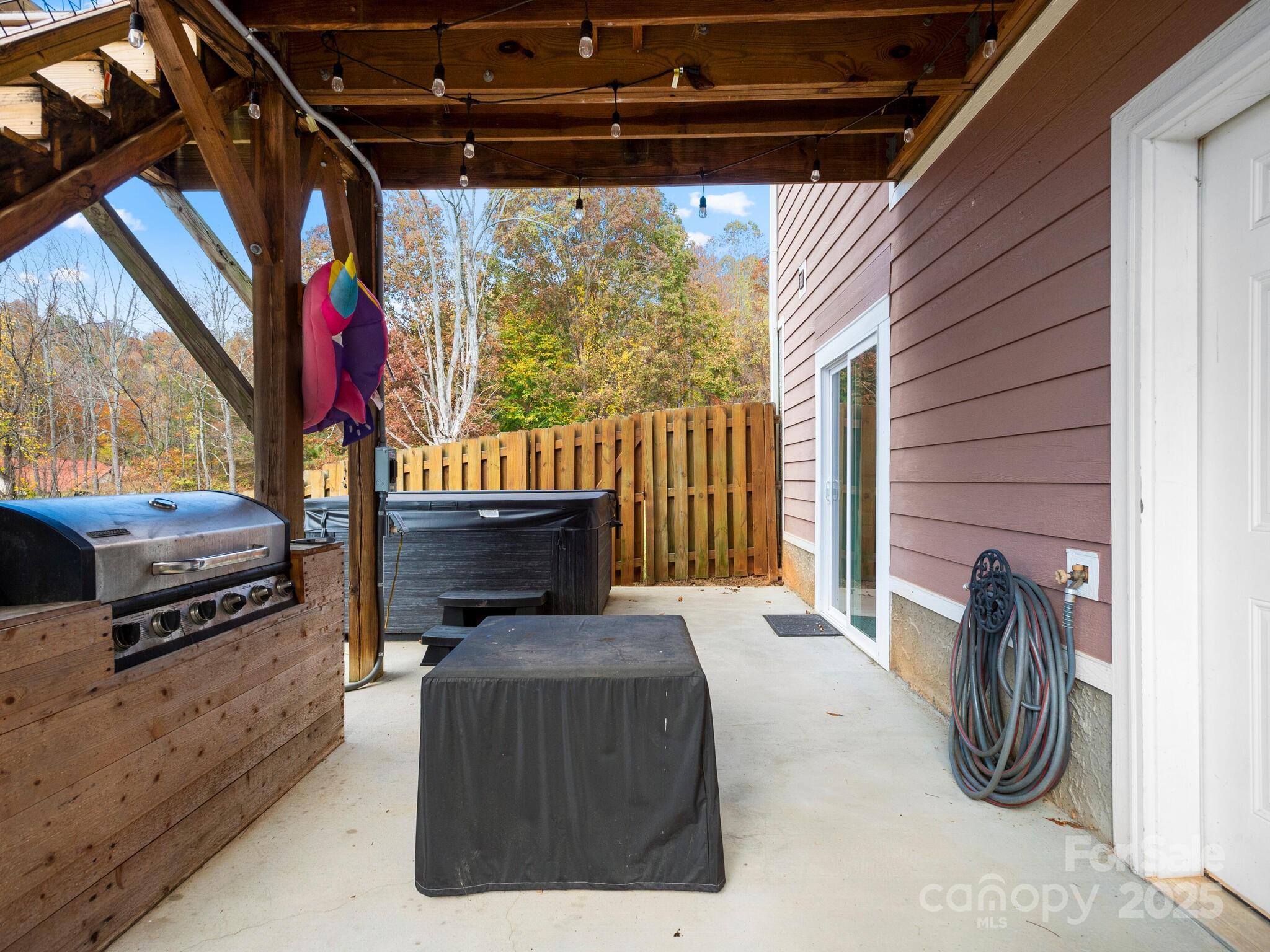 39 Sunnie Rae Lane Candler NC 28715