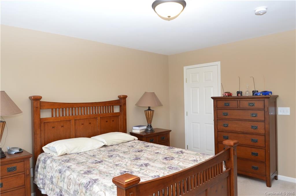 11828 Planters Estates Drive Charlotte NC 28278