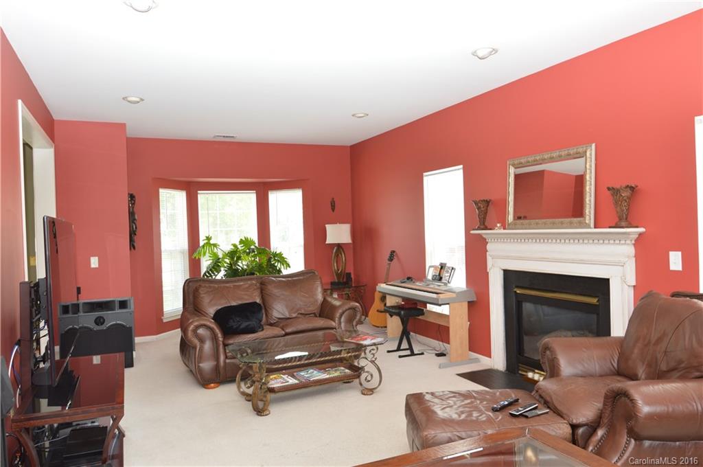 11828 Planters Estates Drive Charlotte NC 28278