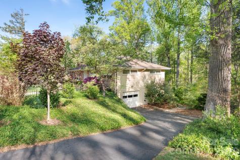 24 Woodcrest Road Asheville NC 28804