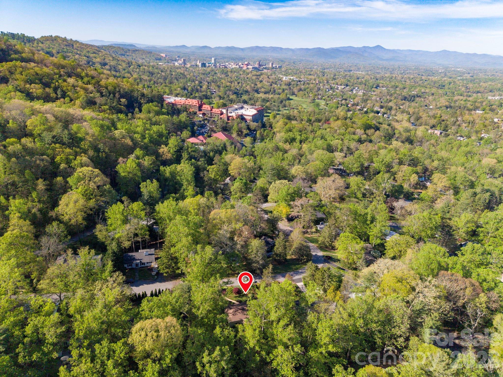 24 Woodcrest Road Asheville NC 28804