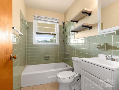 21 Cedar Hill Circle Asheville NC 28806