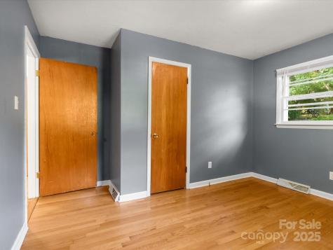 21 Cedar Hill Circle Asheville NC 28806