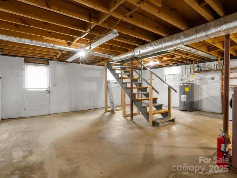 21 Cedar Hill Circle Asheville NC 28806