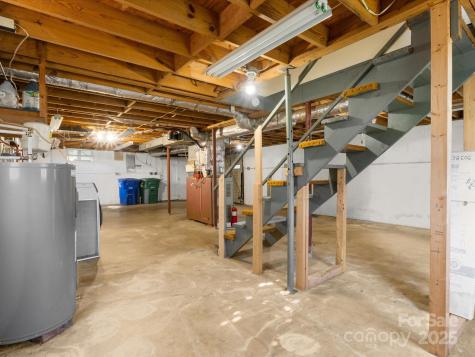 21 Cedar Hill Circle Asheville NC 28806