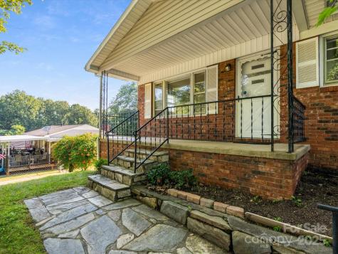 21 Cedar Hill Circle Asheville NC 28806