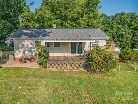 21 Cedar Hill Circle Asheville NC 28806