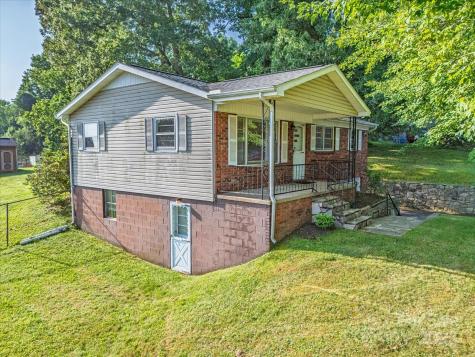 21 Cedar Hill Circle Asheville NC 28806