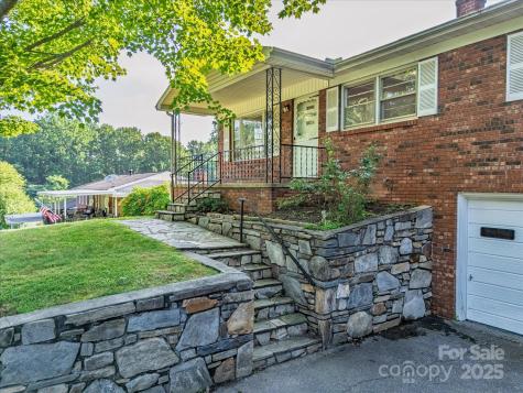 21 Cedar Hill Circle Asheville NC 28806