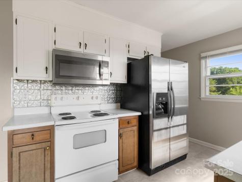 21 Cedar Hill Circle Asheville NC 28806