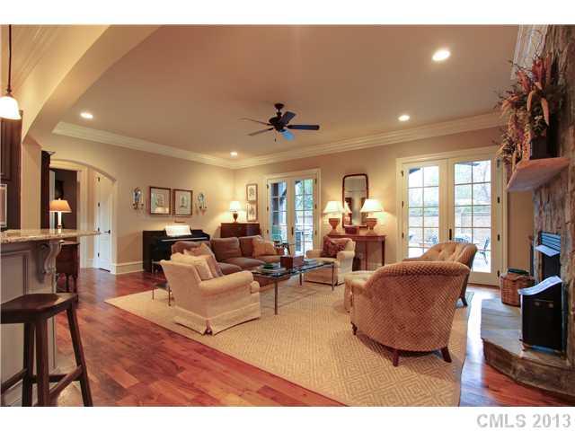 7140 Old Providence Road Charlotte NC 28226