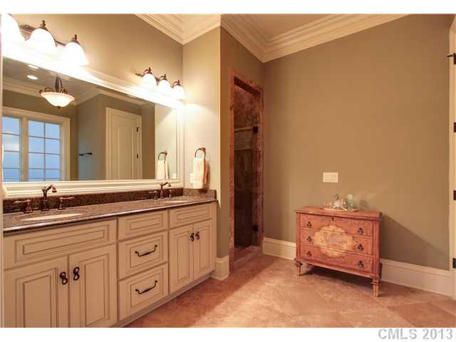 7140 Old Providence Road Charlotte NC 28226