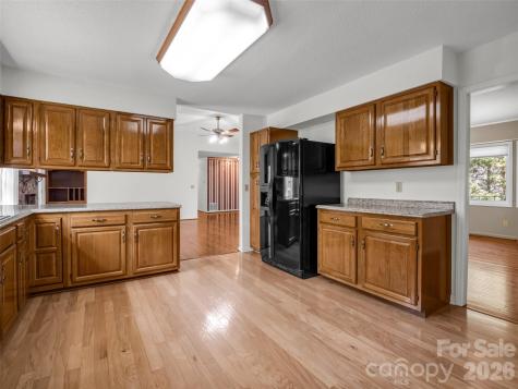 525 Maren Court Hendersonville NC 28739