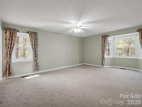 525 Maren Court Hendersonville NC 28739