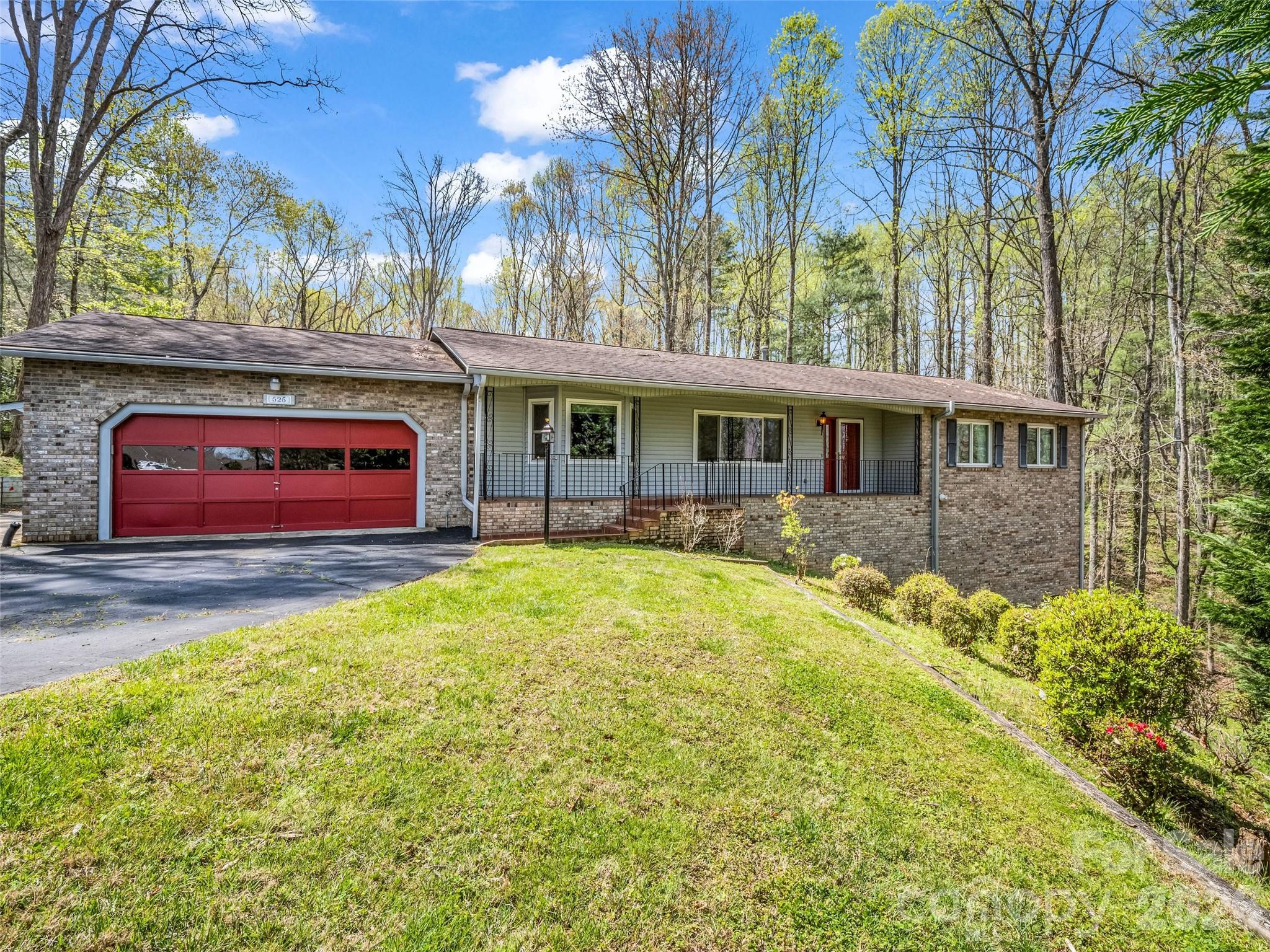 525 Maren Court Hendersonville NC 28739