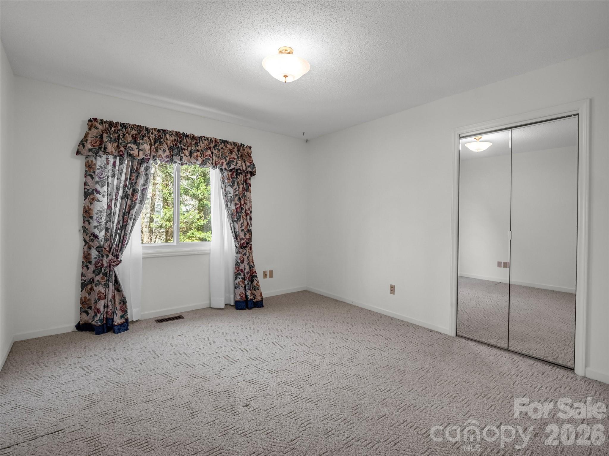 525 Maren Court Hendersonville NC 28739