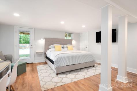 27 Melody Lane Asheville NC 28803