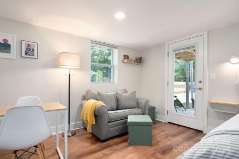 27 Melody Lane Asheville NC 28803