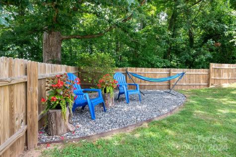 27 Melody Lane Asheville NC 28803