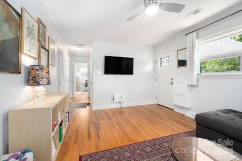27 Melody Lane Asheville NC 28803