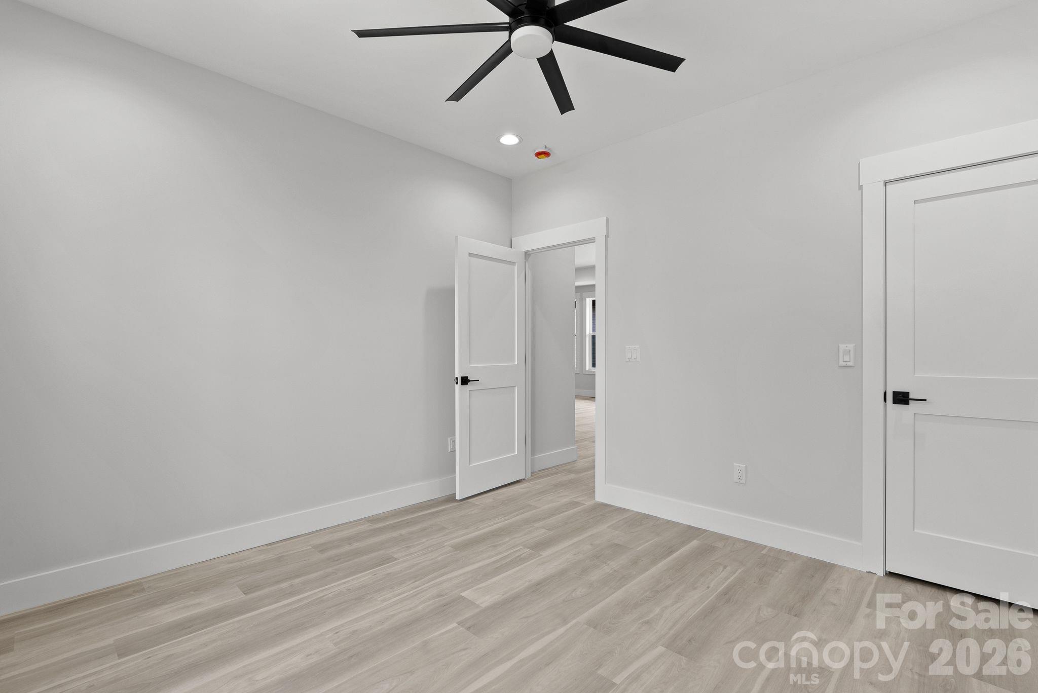 19 E Starnes Cove Road Asheville NC 28806
