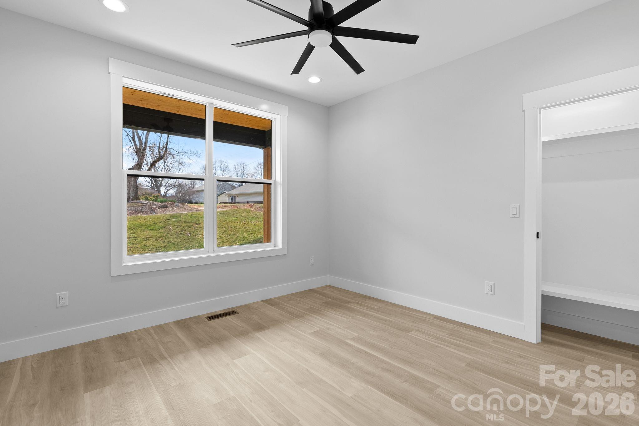 19 E Starnes Cove Road Asheville NC 28806